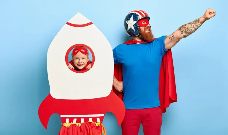 Oče in hči v raketi - Kako pospešiti Wordpress spletno stran